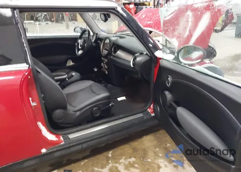 2009 Mini Cooper z USA, uszkodzony, nr VIN WMWMF33539TU72789